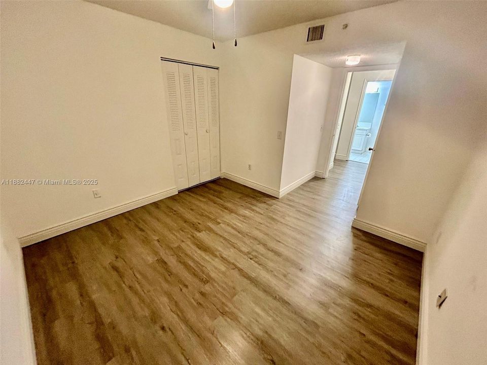 最近租的: $2,099 (2 贝兹, 2 浴室, 867 平方英尺)