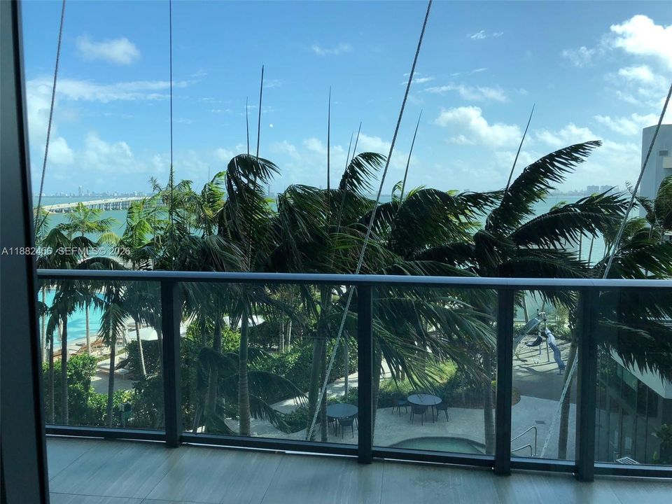 En Venta: $674,000 (1 camas, 2 baños, 940 Pies cuadrados)