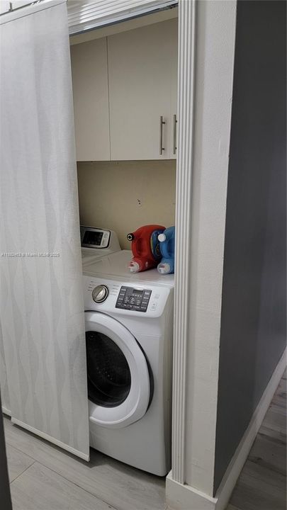 Recientemente alquilado: $2,700 (2 camas, 2 baños, 1060 Pies cuadrados)