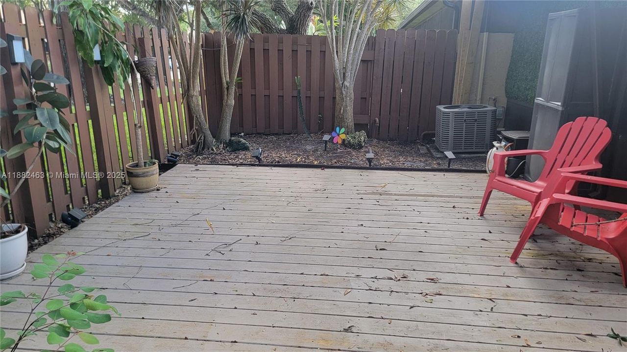 Recientemente alquilado: $2,700 (2 camas, 2 baños, 1060 Pies cuadrados)