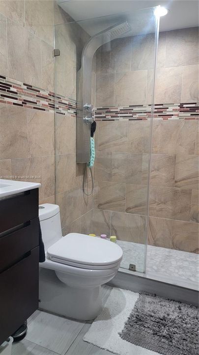 Recientemente alquilado: $2,700 (2 camas, 2 baños, 1060 Pies cuadrados)