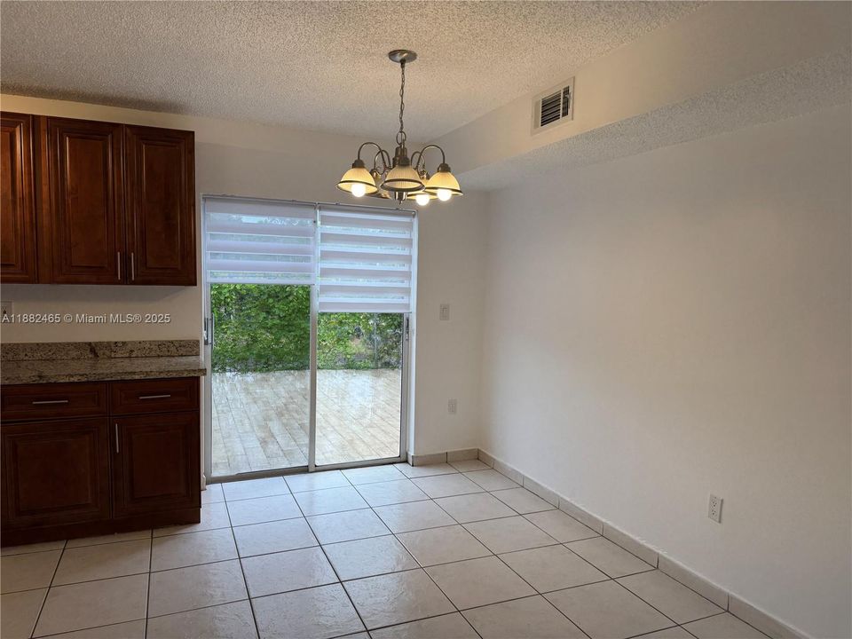 Active With Contract: $337,000 (3 beds, 2 baths, 1130 Square Feet)