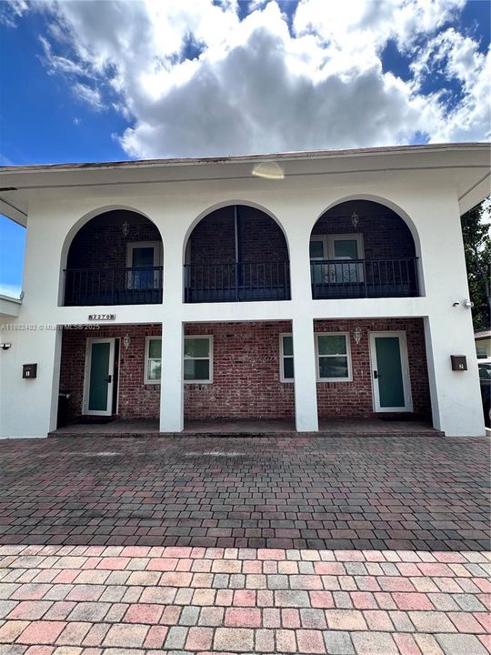 For Sale: $978,000 (0 beds, 0 baths, 3397 Square Feet)