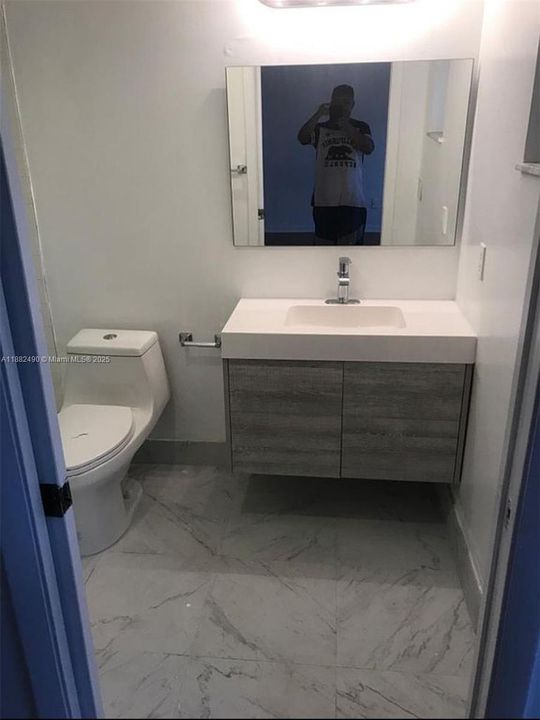 Activo con contrato: $2,500 (2 camas, 2 baños, 1038 Pies cuadrados)