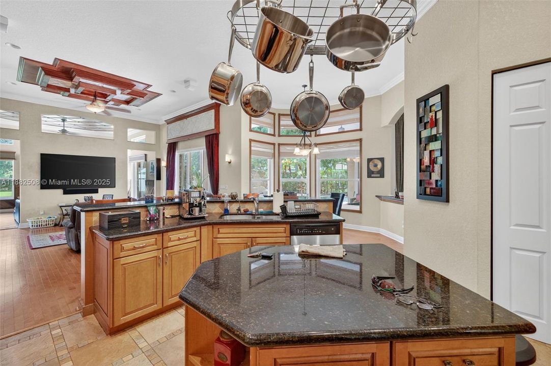 For Sale: $1,850,000 (5 beds, 3 baths, 3964 Square Feet)