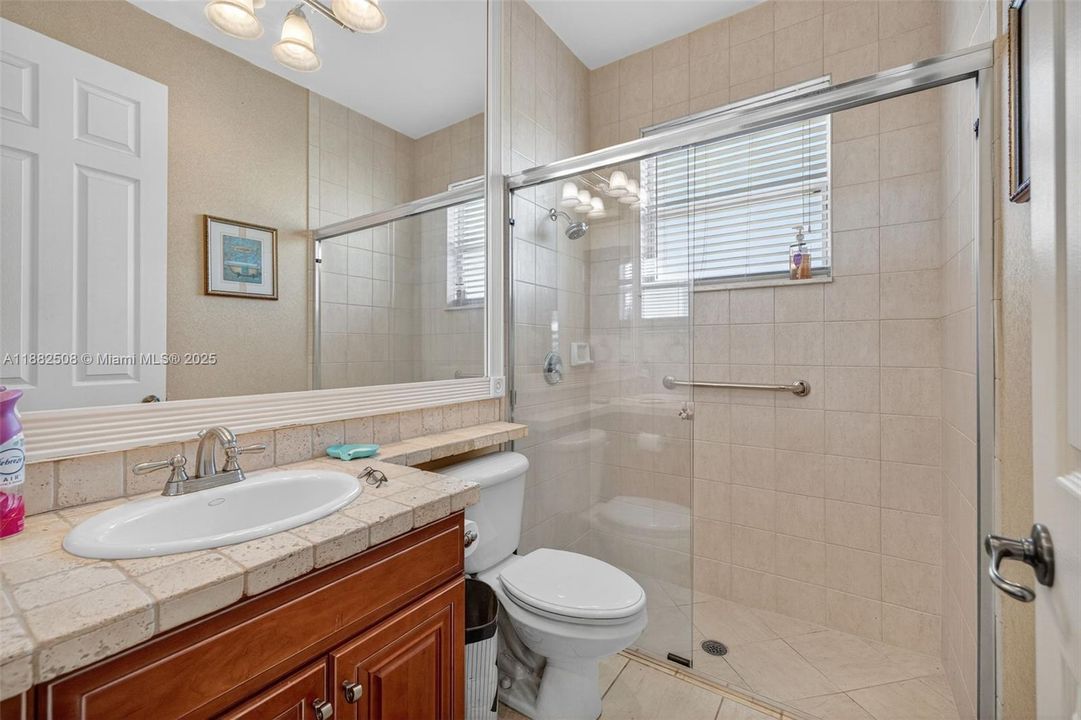 For Sale: $1,850,000 (5 beds, 3 baths, 3964 Square Feet)