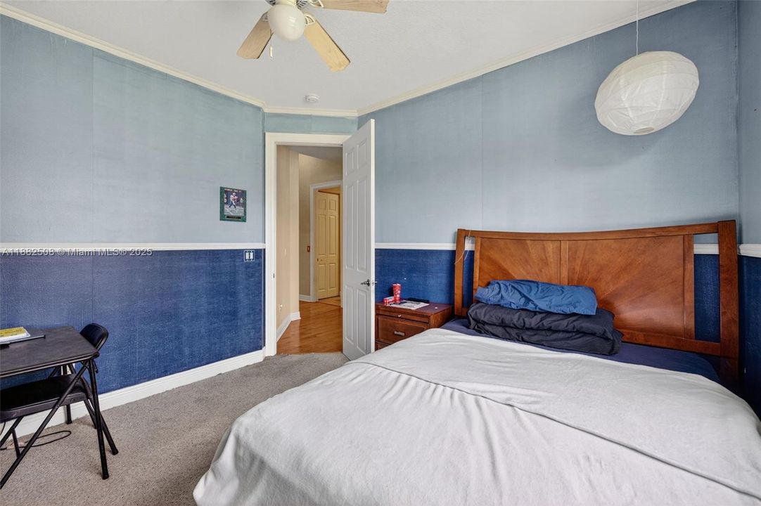 For Sale: $1,850,000 (5 beds, 3 baths, 3964 Square Feet)