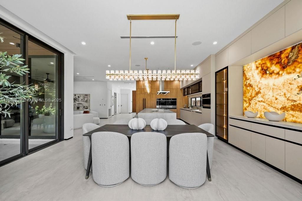 Active With Contract: $2,900,000 (4 beds, 4 baths, 3642 Square Feet)