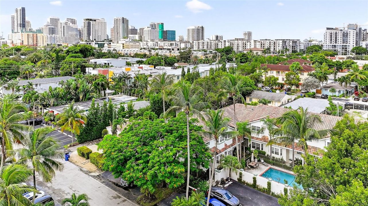 Activo con contrato: $549,900 (2 camas, 2 baños, 1210 Pies cuadrados)