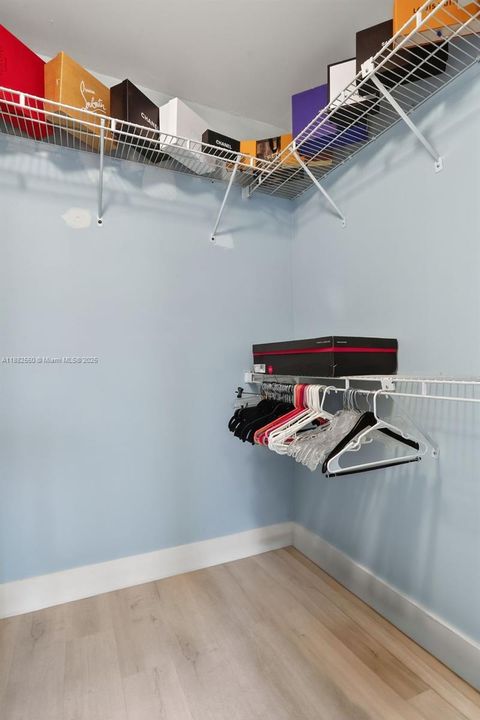 Activo con contrato: $549,900 (2 camas, 2 baños, 1210 Pies cuadrados)