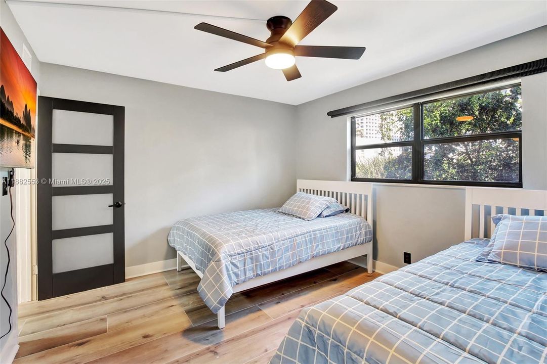 Activo con contrato: $459,000 (2 camas, 2 baños, 1266 Pies cuadrados)