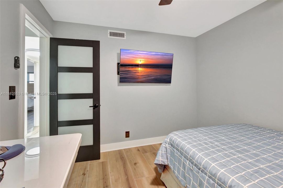 Activo con contrato: $459,000 (2 camas, 2 baños, 1266 Pies cuadrados)