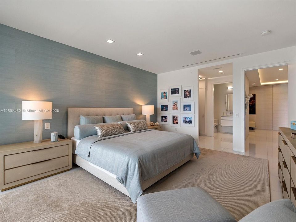 待售: $8,750,000 (3 贝兹, 3 浴室, 3028 平方英尺)