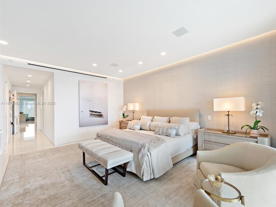 待售: $8,750,000 (3 贝兹, 3 浴室, 3028 平方英尺)