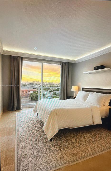 Active With Contract: $175,000 (1 beds, 2 baths, 861 Square Feet)