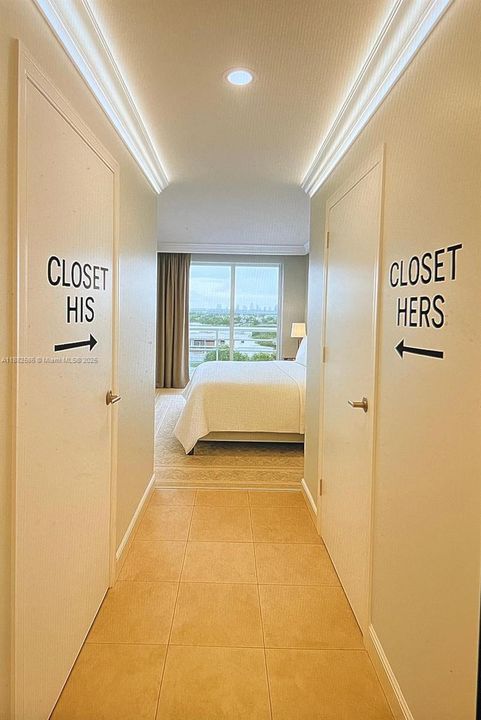 Active With Contract: $175,000 (1 beds, 2 baths, 861 Square Feet)