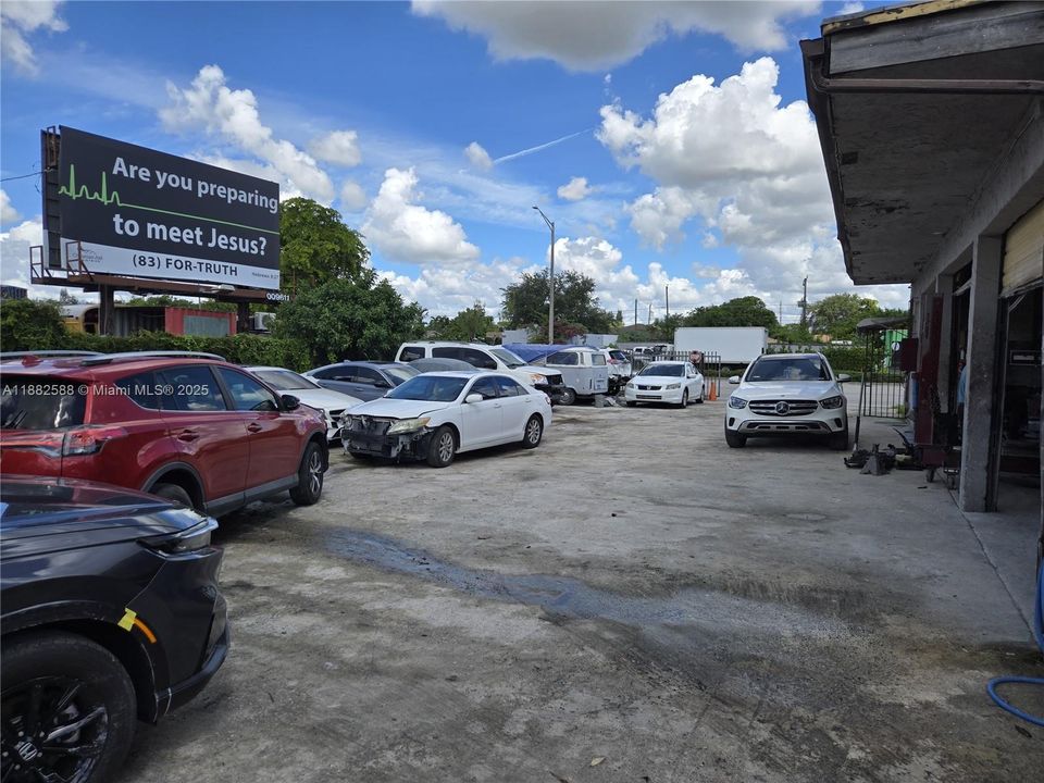 На продажу: $974,998 (0 спален, 0 ванн, 0 Квадратных фут)