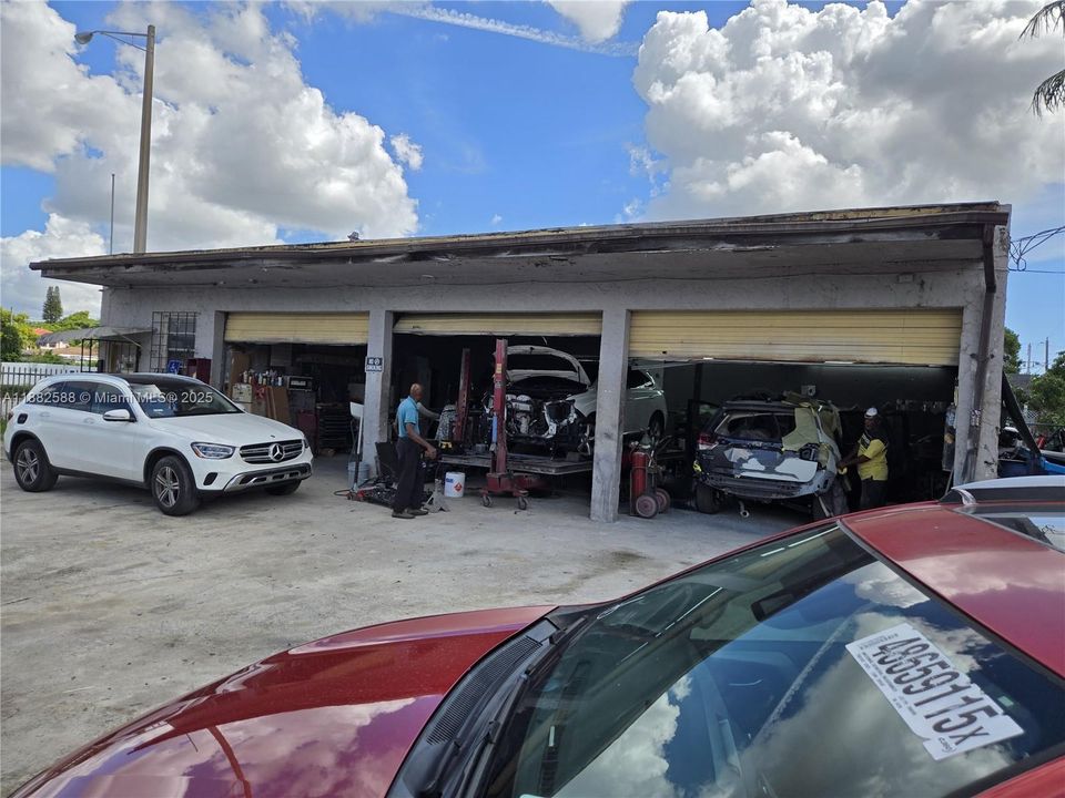 На продажу: $974,998 (0 спален, 0 ванн, 0 Квадратных фут)