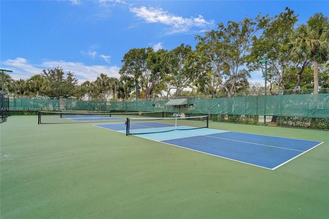 Recientemente alquilado: $4,200 (4 camas, 2 baños, 1873 Pies cuadrados)