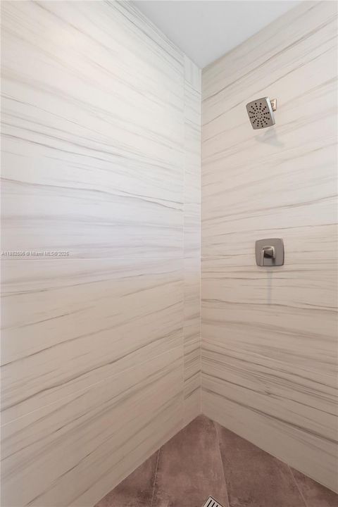 Recientemente alquilado: $4,200 (4 camas, 2 baños, 1873 Pies cuadrados)