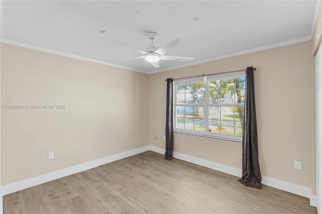 Recientemente alquilado: $4,200 (4 camas, 2 baños, 1873 Pies cuadrados)