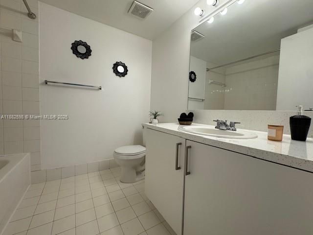 Recientemente alquilado: $1,825 (1 camas, 1 baños, 600 Pies cuadrados)