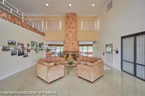 待售: $15,900 (0.50 acres)