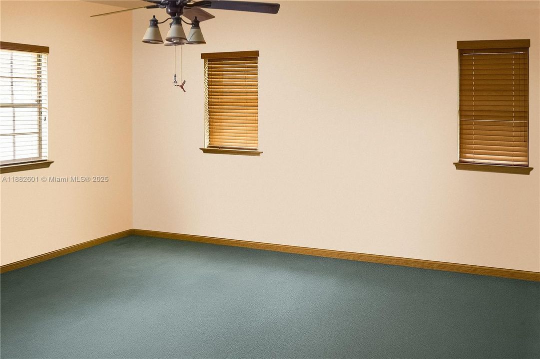 合同活跃: $850,000 (5 贝兹, 4 浴室, 4735 平方英尺)