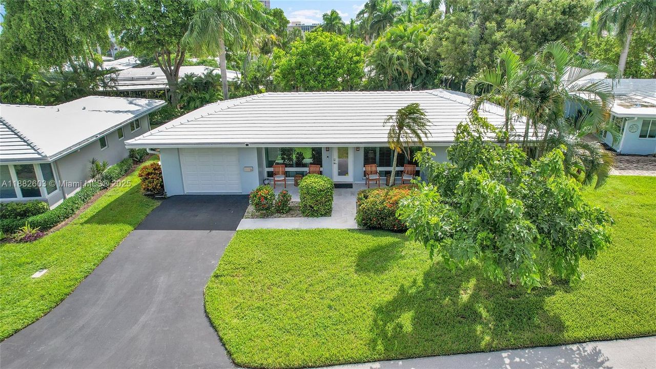 待售: $724,900 (2 贝兹, 2 浴室, 1711 平方英尺)