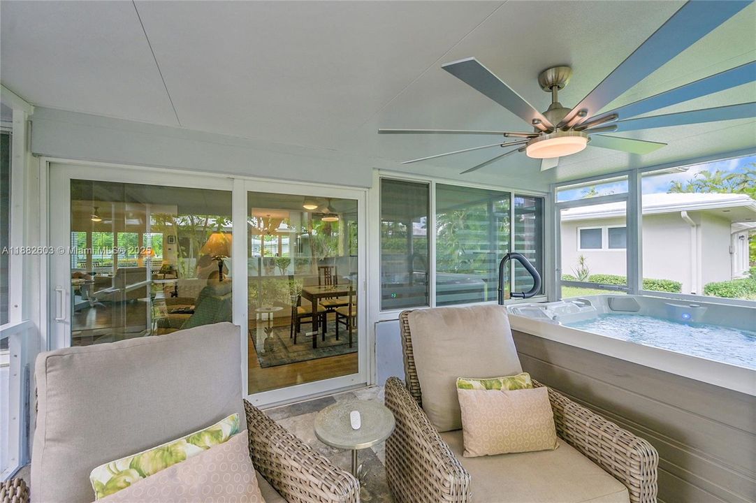 Screened patio with hot tub!