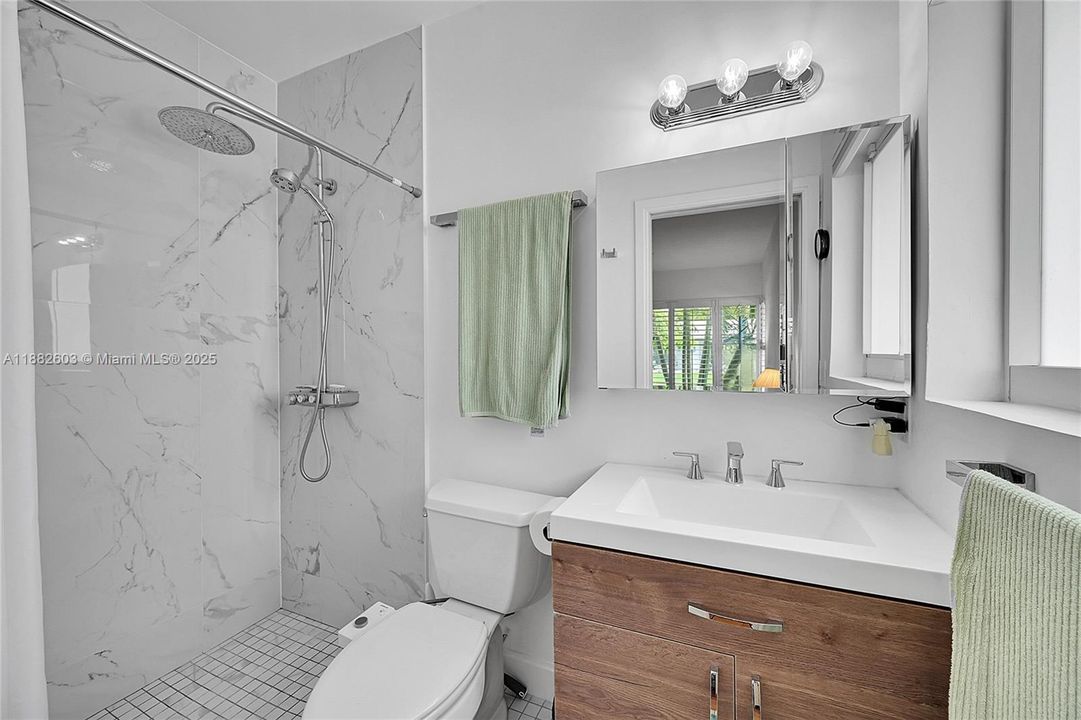 待售: $724,900 (2 贝兹, 2 浴室, 1711 平方英尺)