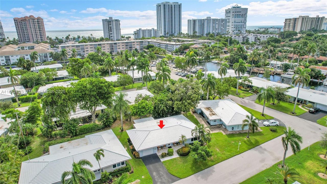 待售: $724,900 (2 贝兹, 2 浴室, 1711 平方英尺)