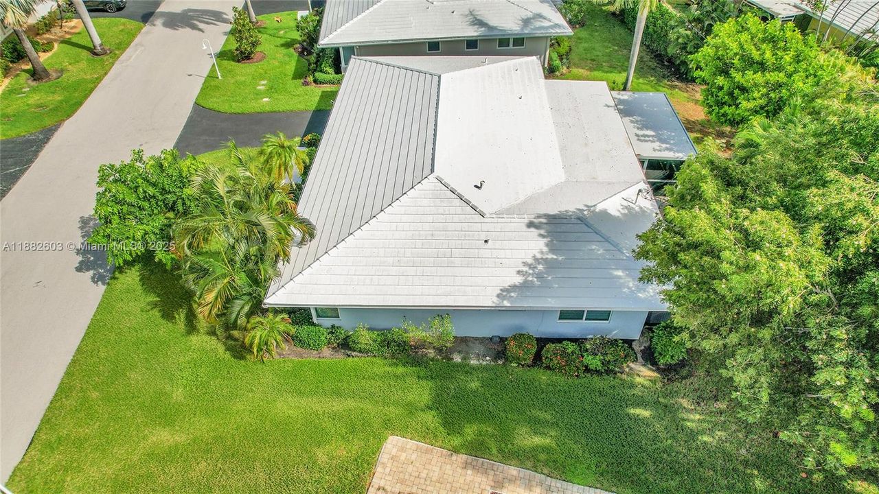 待售: $724,900 (2 贝兹, 2 浴室, 1711 平方英尺)