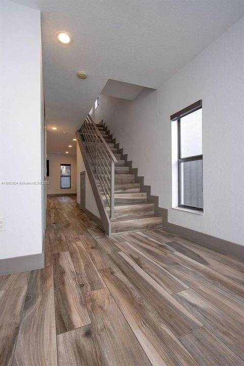 For Sale: $406,000 (3 beds, 2 baths, 1458 Square Feet)