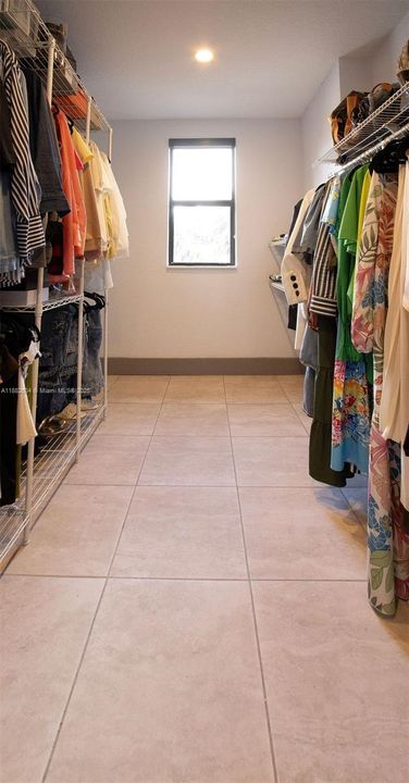 For Sale: $406,000 (3 beds, 2 baths, 1458 Square Feet)