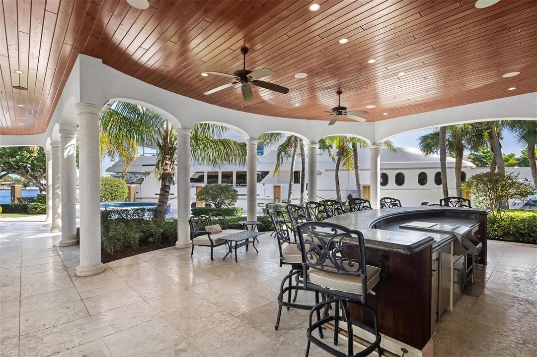 Patio/Outdoor Kitchen