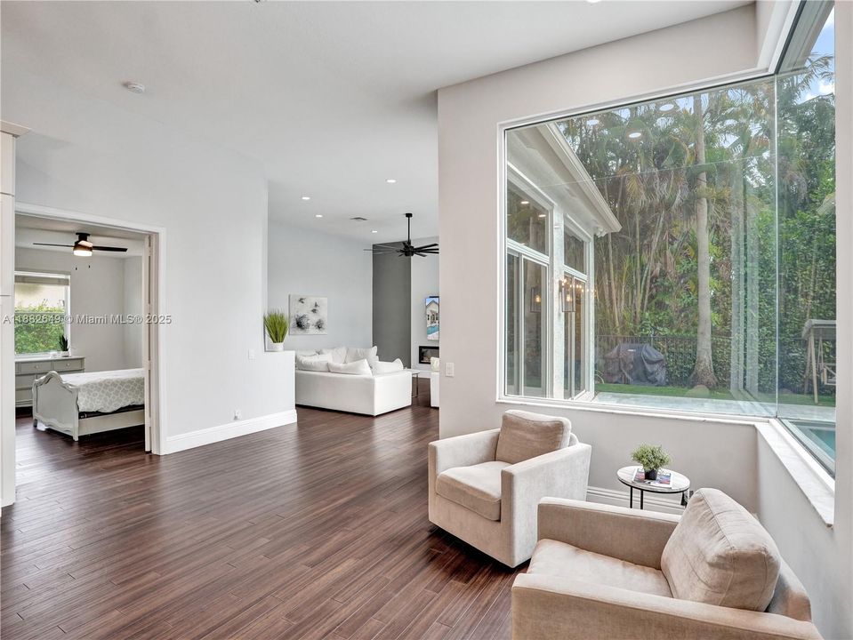 Open and airy at every corner