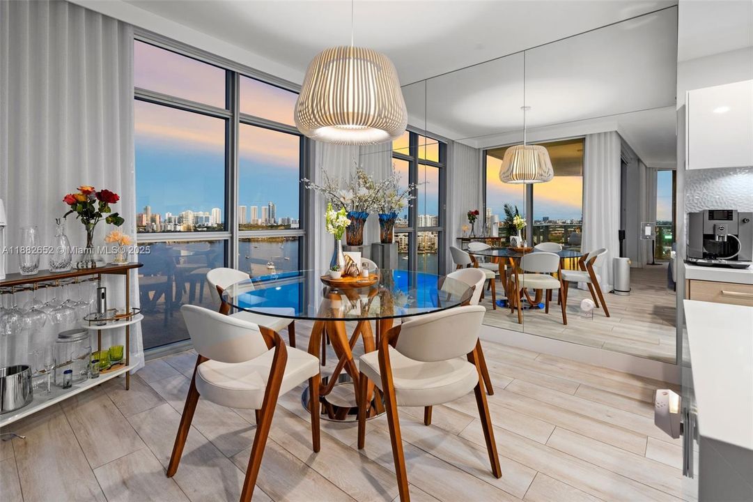 For Sale: $2,050,000 (3 beds, 3 baths, 2390 Square Feet)