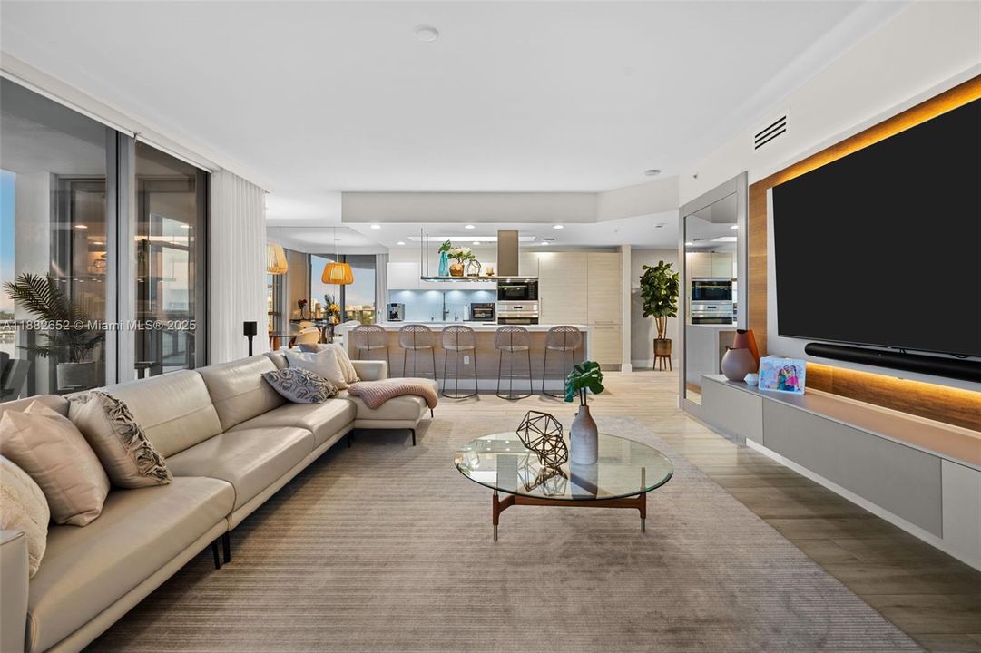 For Sale: $2,050,000 (3 beds, 3 baths, 2390 Square Feet)