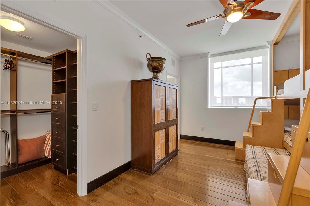 For Sale: $4,500,000 (4 beds, 4 baths, 2736 Square Feet)