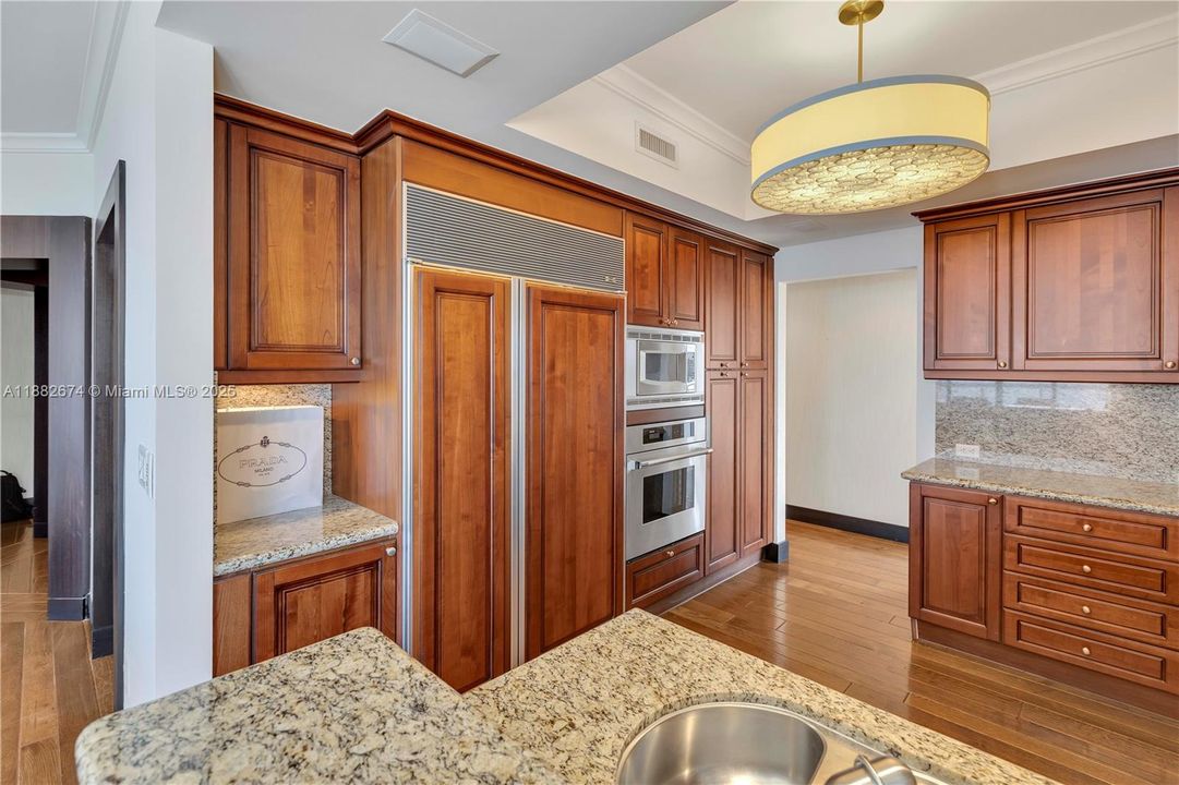 For Sale: $4,500,000 (4 beds, 4 baths, 2736 Square Feet)