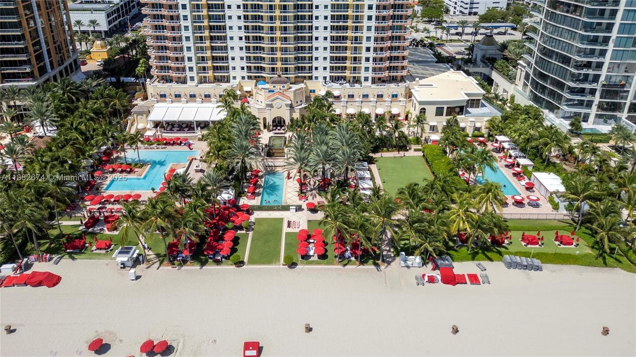 For Sale: $4,500,000 (4 beds, 4 baths, 2736 Square Feet)