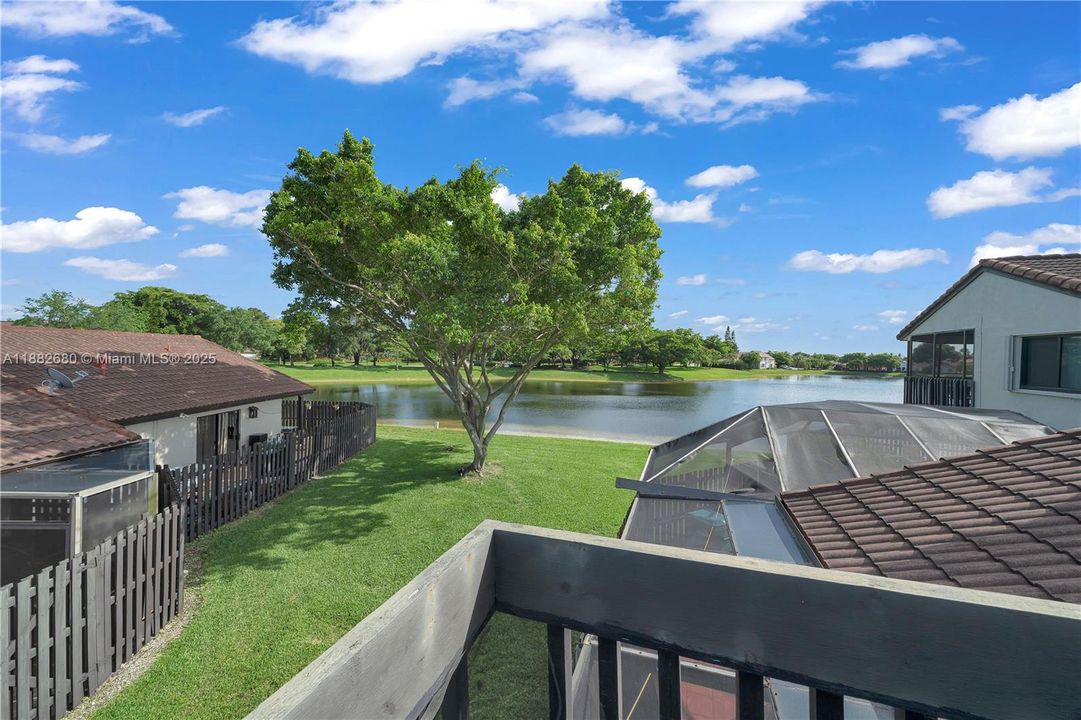 Recientemente alquilado: $3,000 (3 camas, 2 baños, 1560 Pies cuadrados)