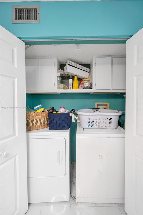 Recientemente alquilado: $3,000 (3 camas, 2 baños, 1560 Pies cuadrados)