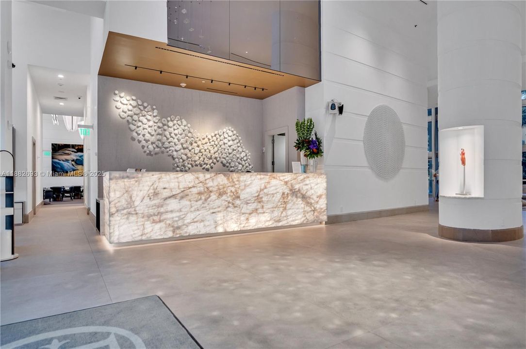 For Sale: $2,000,000 (2 beds, 3 baths, 2059 Square Feet)