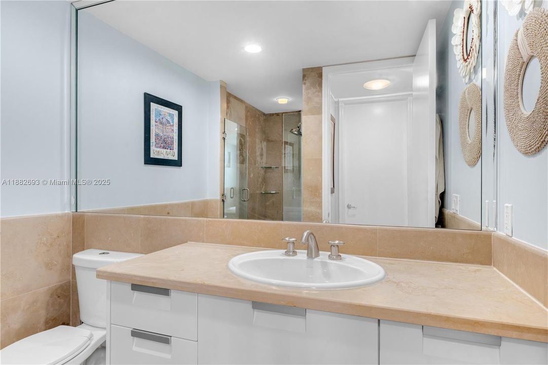 For Sale: $2,000,000 (2 beds, 3 baths, 2059 Square Feet)