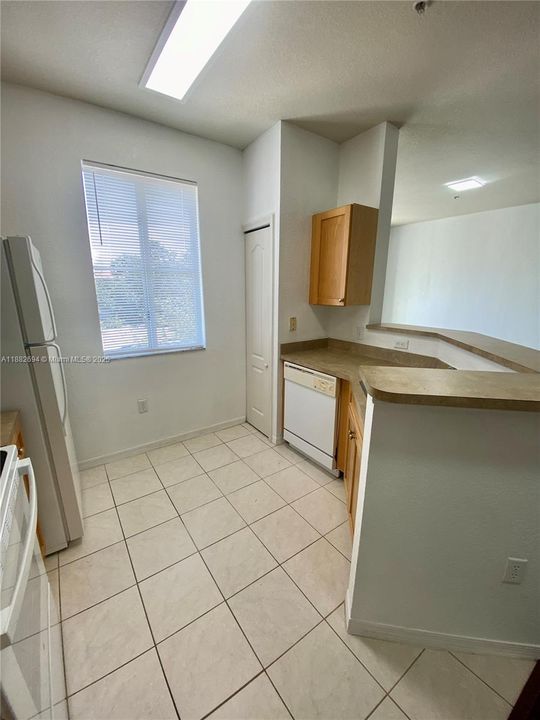 最近售出: $264,000 (1 贝兹, 1 浴室, 846 平方英尺)