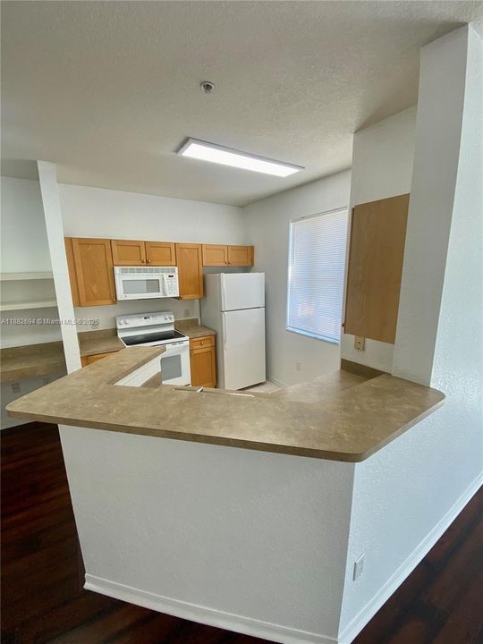 最近售出: $264,000 (1 贝兹, 1 浴室, 846 平方英尺)