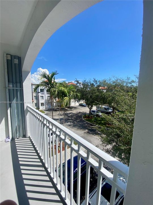 最近售出: $264,000 (1 贝兹, 1 浴室, 846 平方英尺)