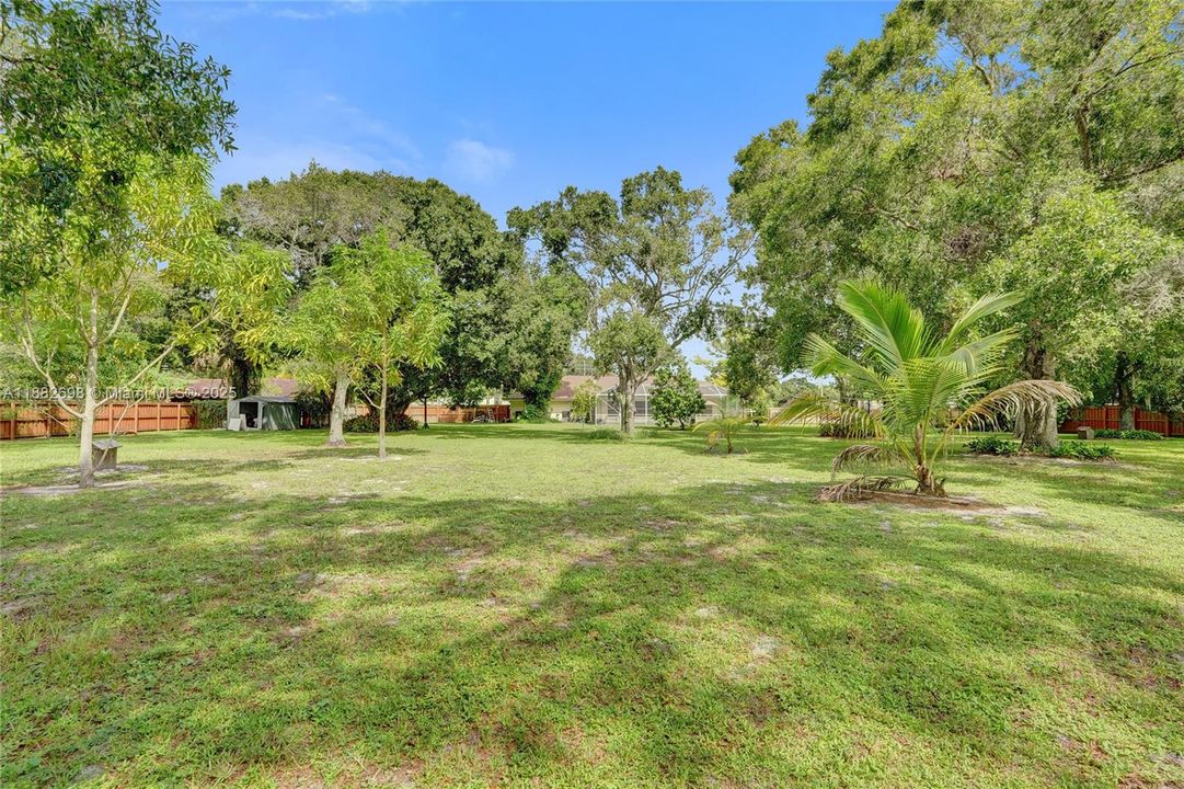 For Sale: $685,000 (4 beds, 3 baths, 3347 Square Feet)